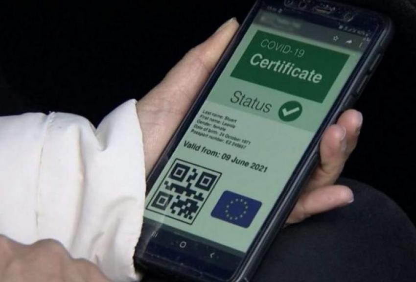 Catalonia could extend Covid passport for bars