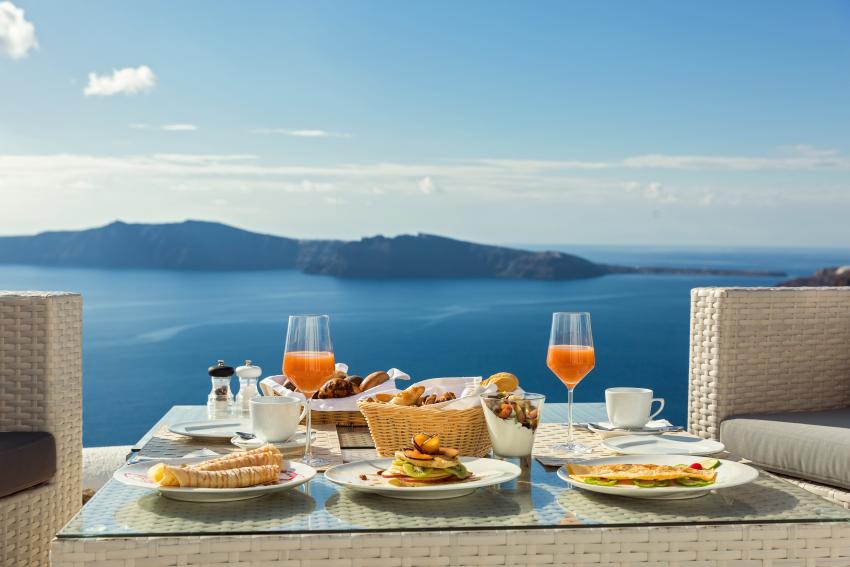 MELANIE EN LOS MEJORES BEACH CLUB DE MARBELLA Y PUERTO BANUS